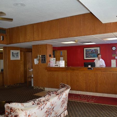 Red Carpet Inn And Suites Scranton Buitenkant foto