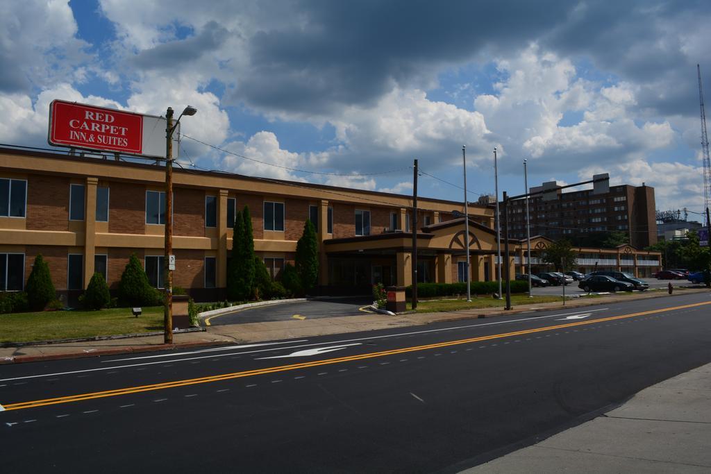 Red Carpet Inn And Suites Scranton Buitenkant foto